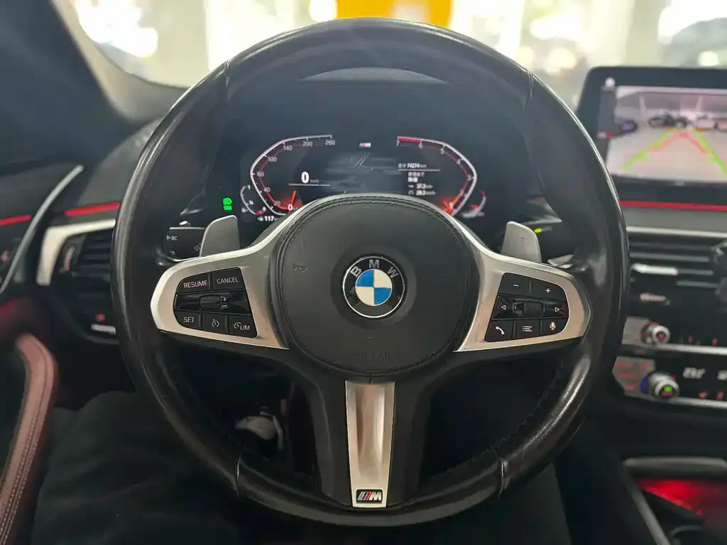 BMW 5 Series — фото 4