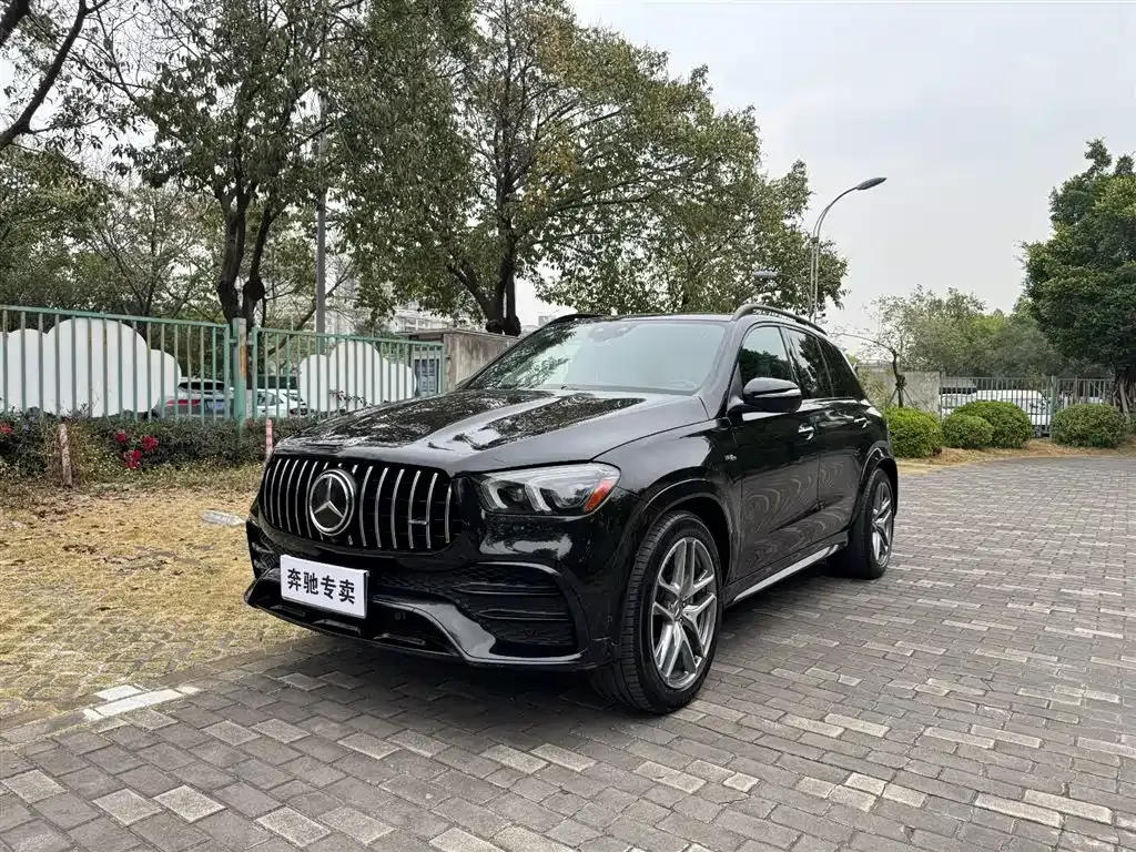 Mercedes-Benz GLE AMG — фото 1