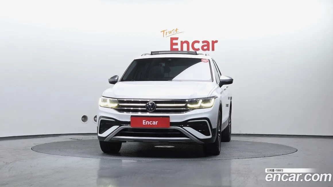 Volkswagen Tiguan — фото 2