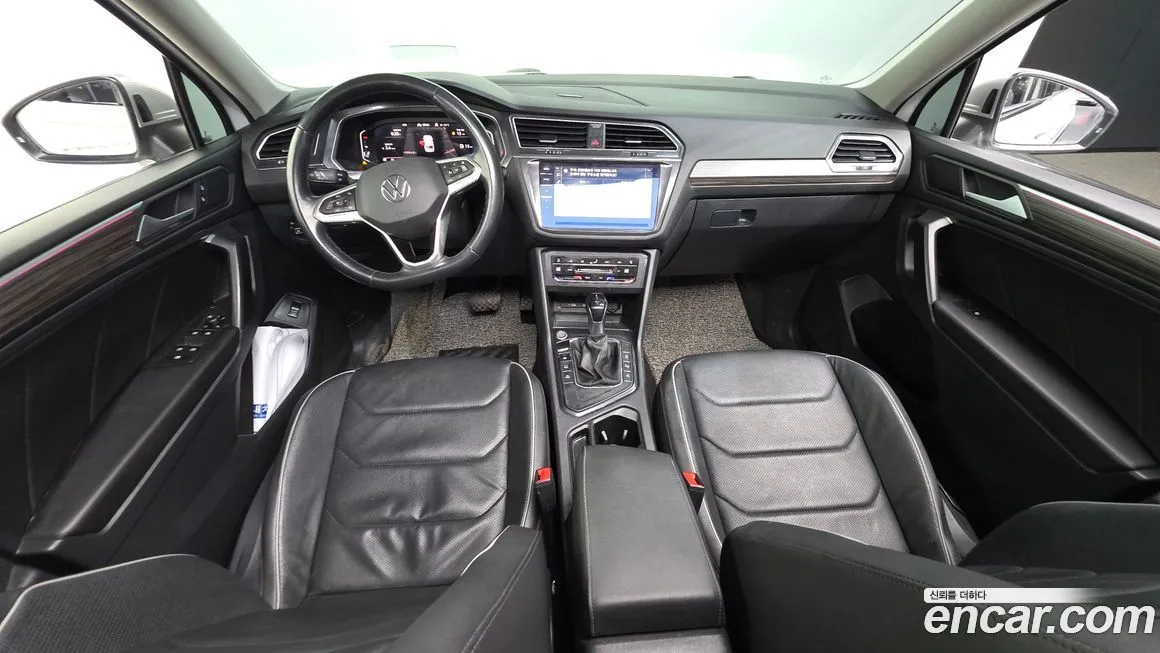 Volkswagen Tiguan — фото 5