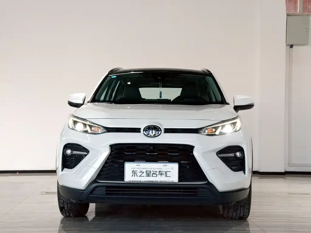 Toyota Wildlander — фото 3