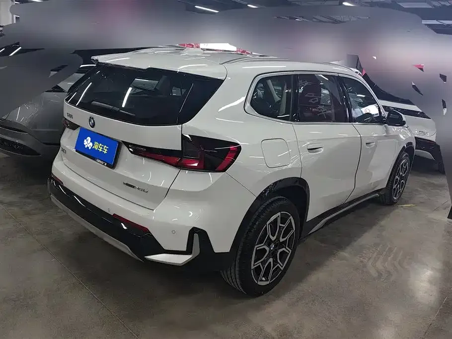 BMW X1 — фото 9