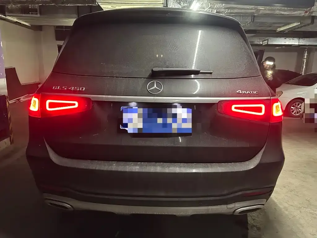 Mercedes-Benz GLS — фото 9