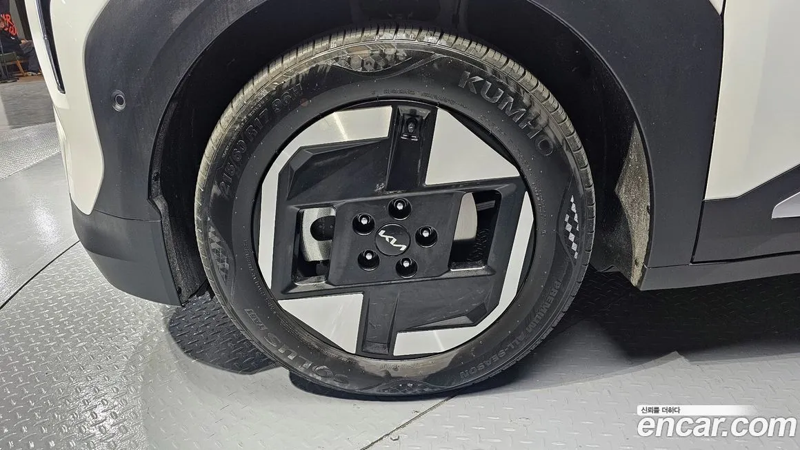 Kia EV3 — фото 4
