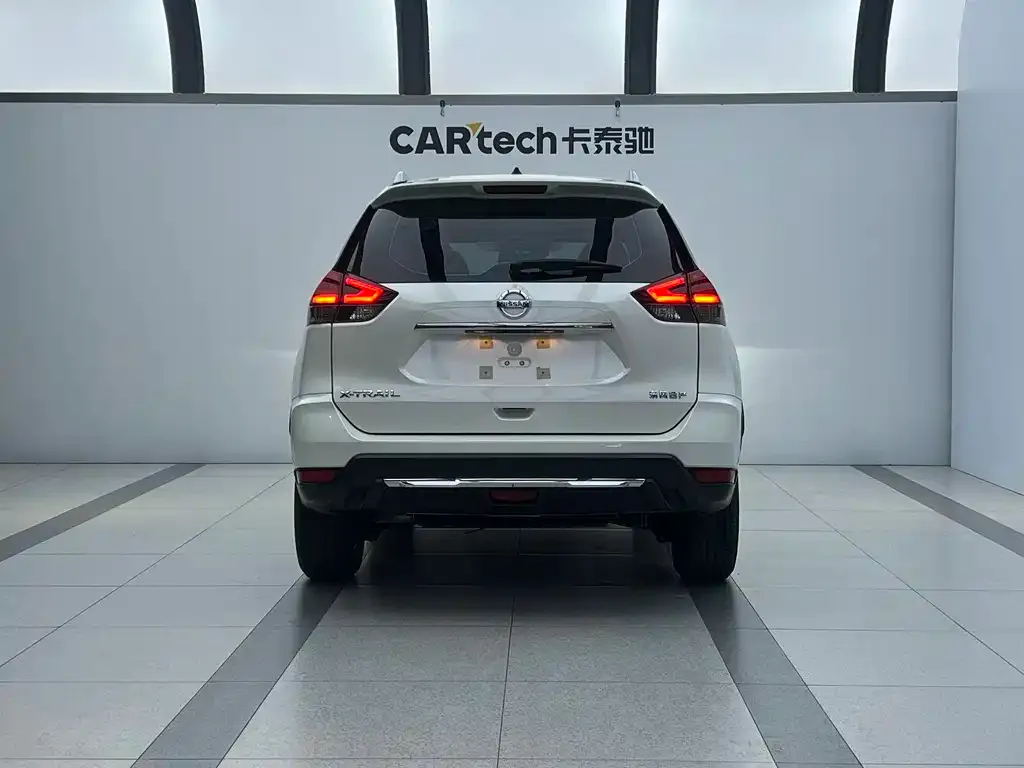 Nissan X-Trail — фото 2