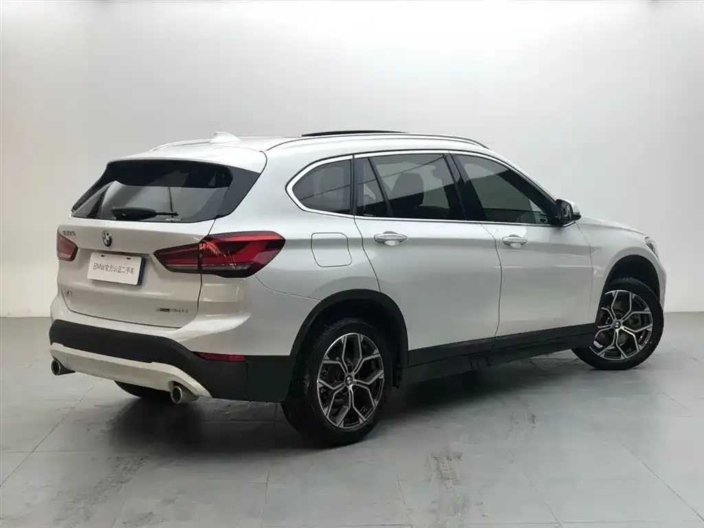 BMW X1 — фото 4
