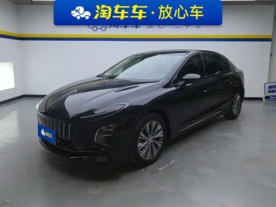 Hongqi E-QM5 — фото 1