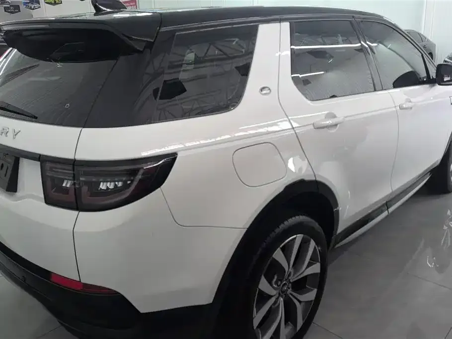 Land Rover Discovery Sport — фото 3