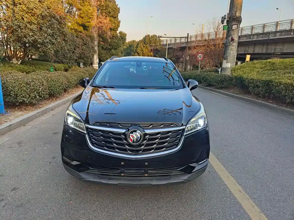 Buick Envision Plus — фото 9
