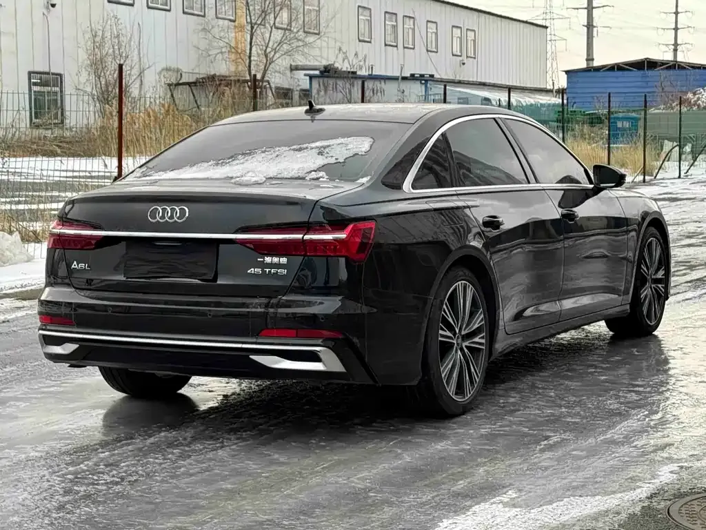 Audi A6L — фото 4