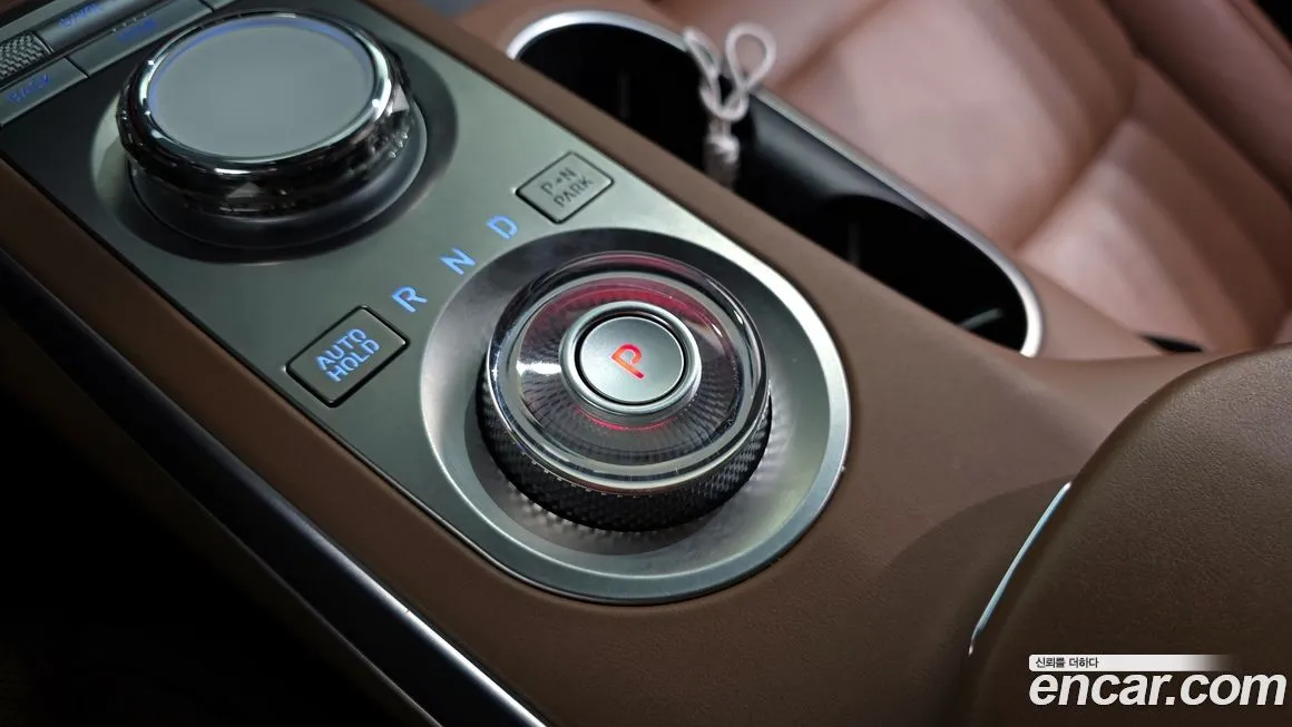 Genesis GV70 — фото 4