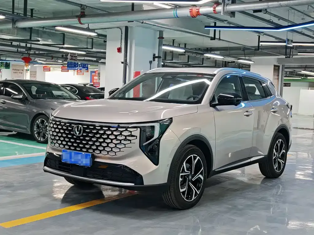 Changan CS55PLUS — фото 1