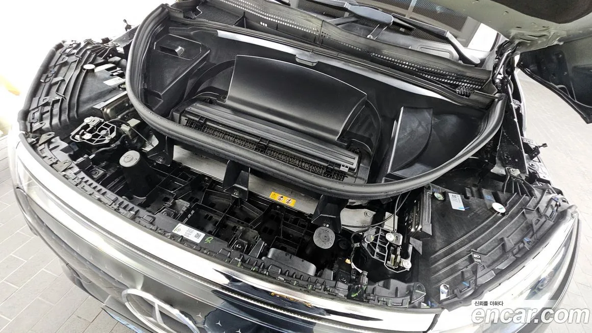 Mercedes-Benz EQS — фото 10
