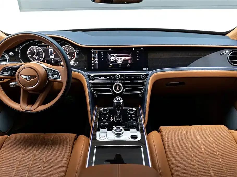 Bentley Flying Spur — фото 6