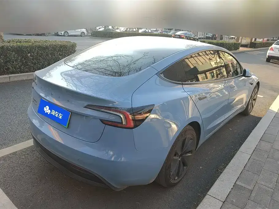 Tesla Model 3 — фото 6