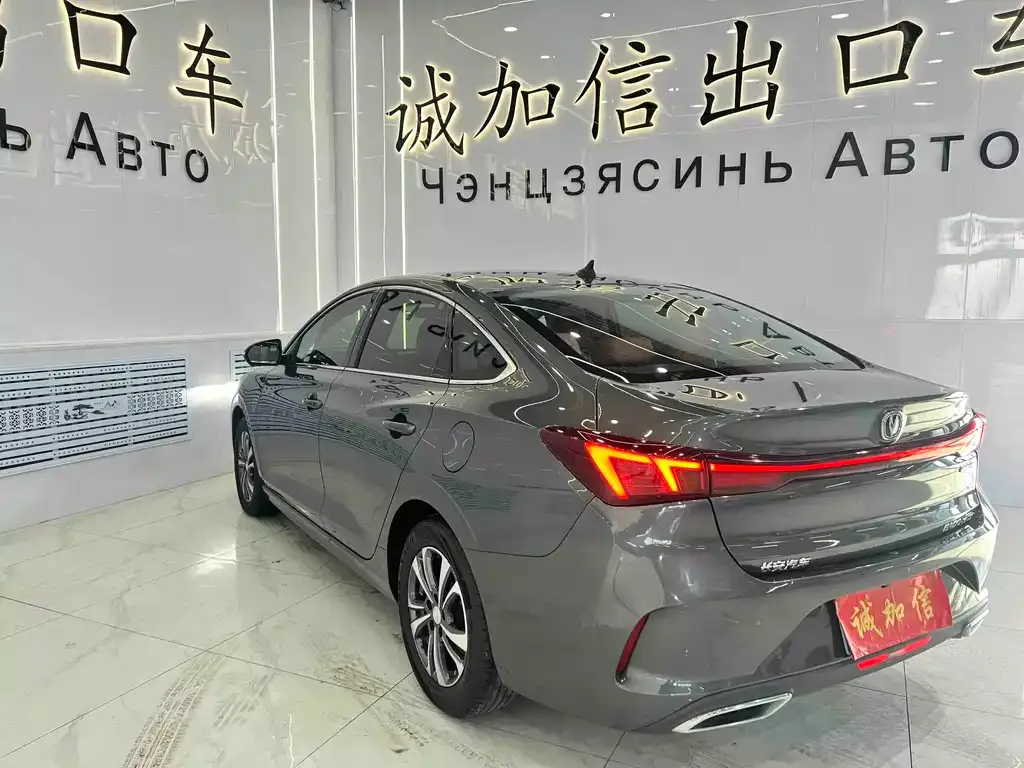 Changan Eado — фото 9