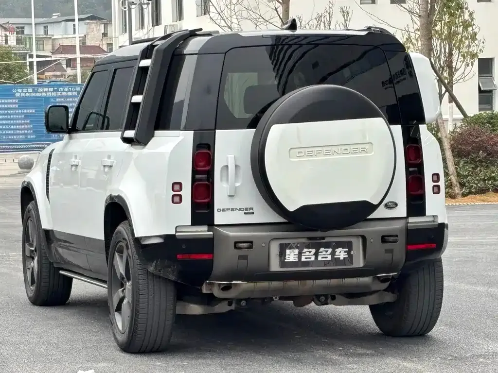 Land Rover Defender — фото 3
