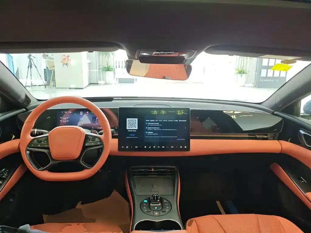 BYD Seal — фото 2