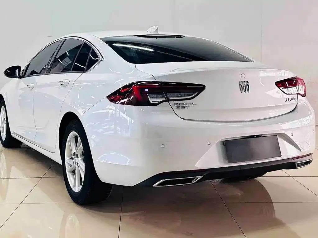 Buick Regal — фото 6
