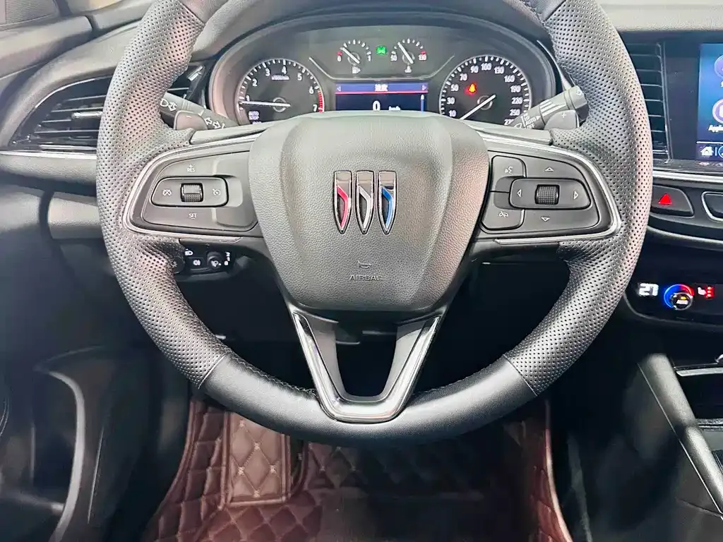 Buick Regal — фото 7