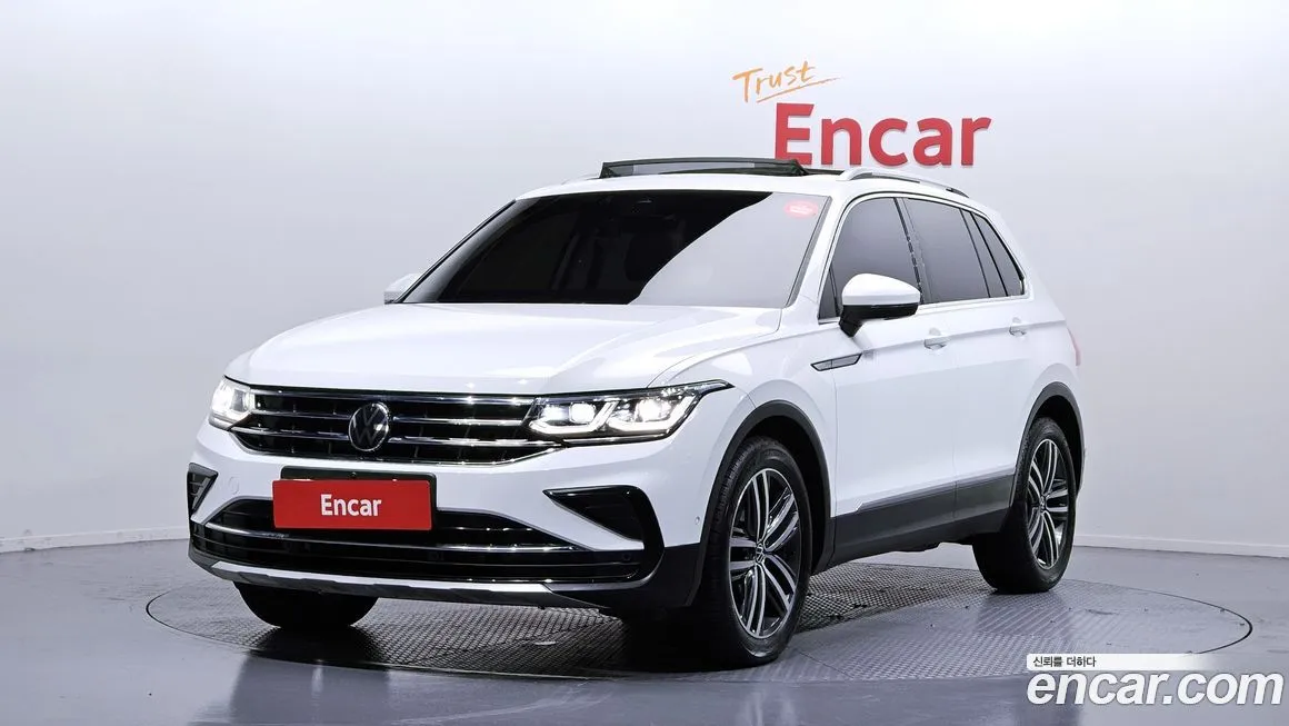 Volkswagen Tiguan — фото 1