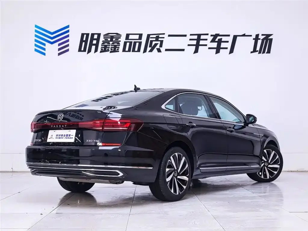 Volkswagen Passat — фото 8