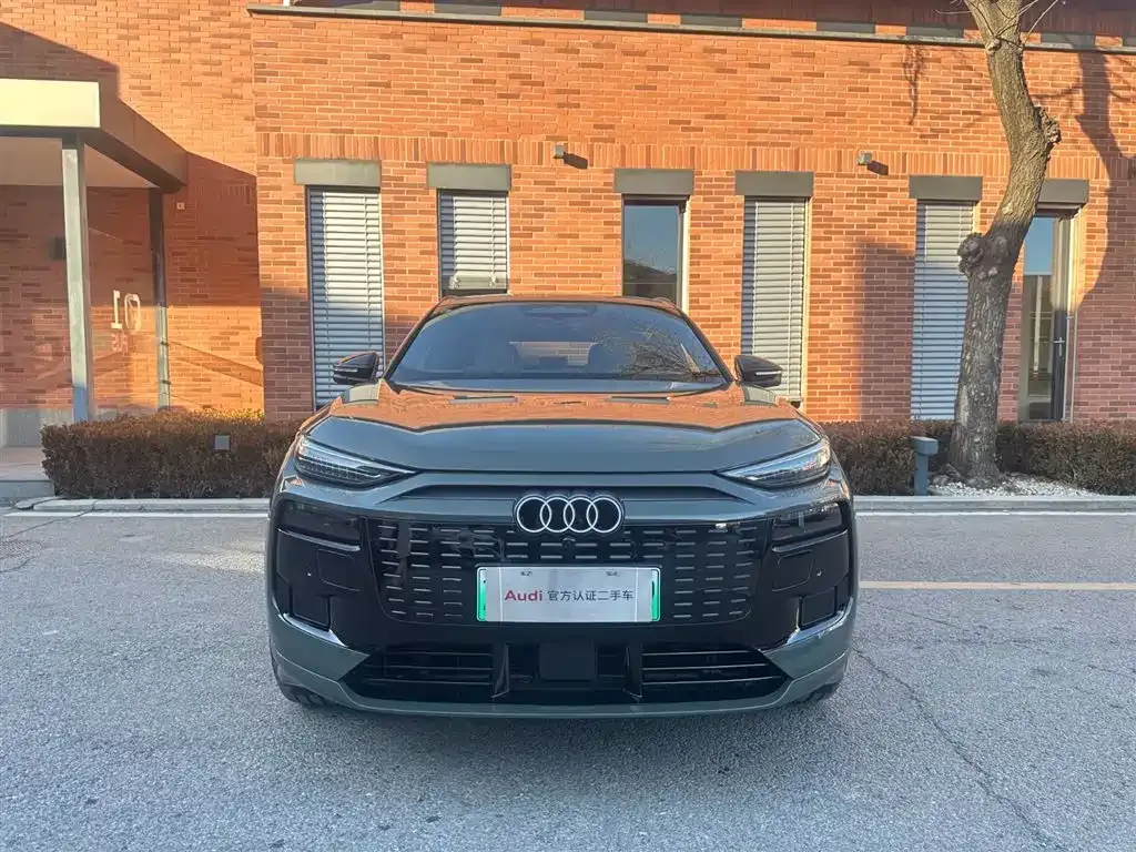 Audi Q6L e-tron — фото 6