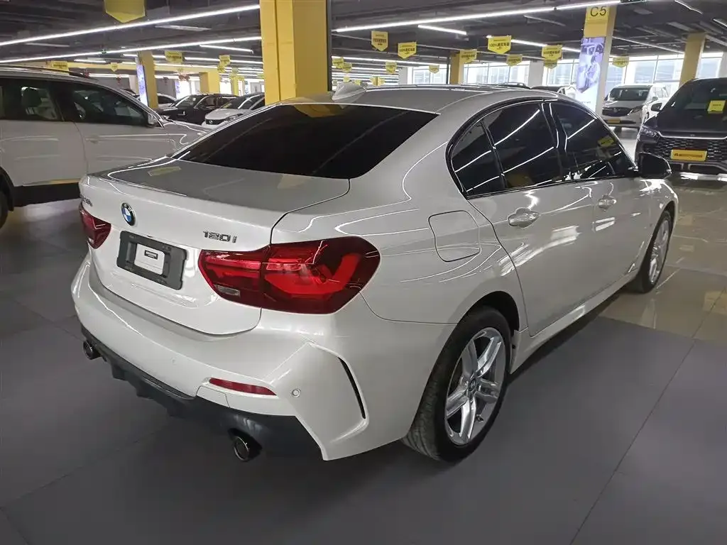 BMW 1 Series — фото 10