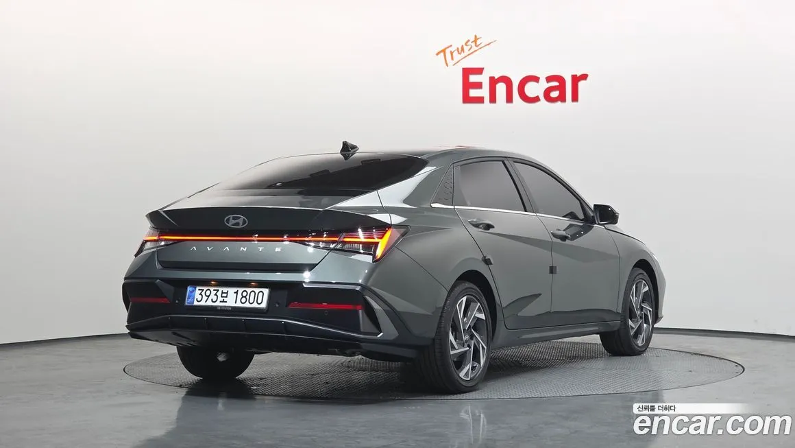 Hyundai AVANTE — фото 2