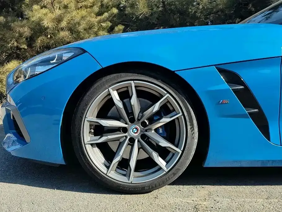 BMW Z4 — фото 3