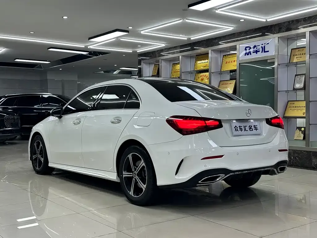 Mercedes-Benz A-Class — фото 7