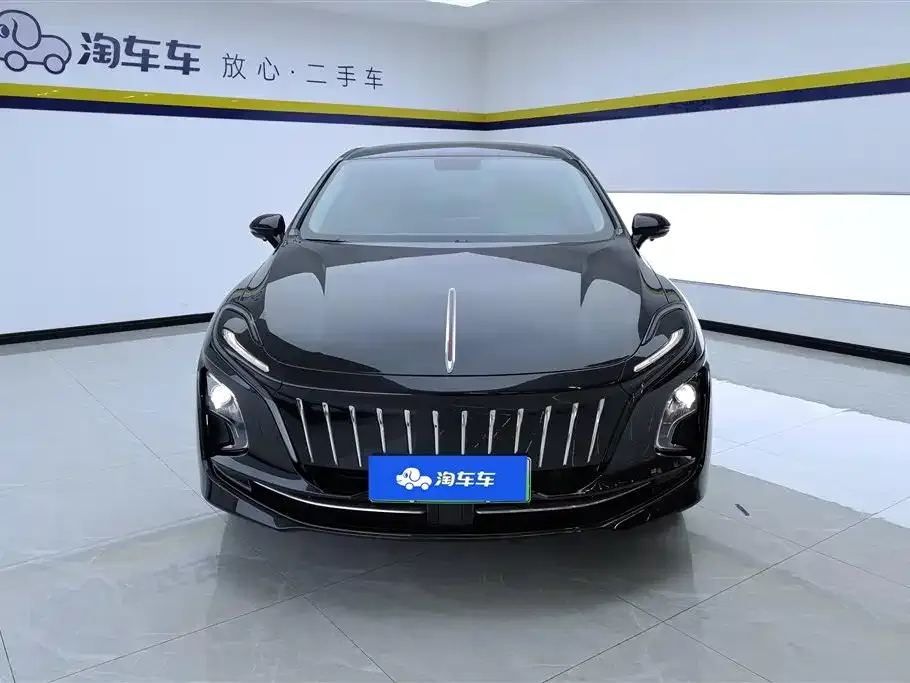 Hongqi E-QM5 — фото 9