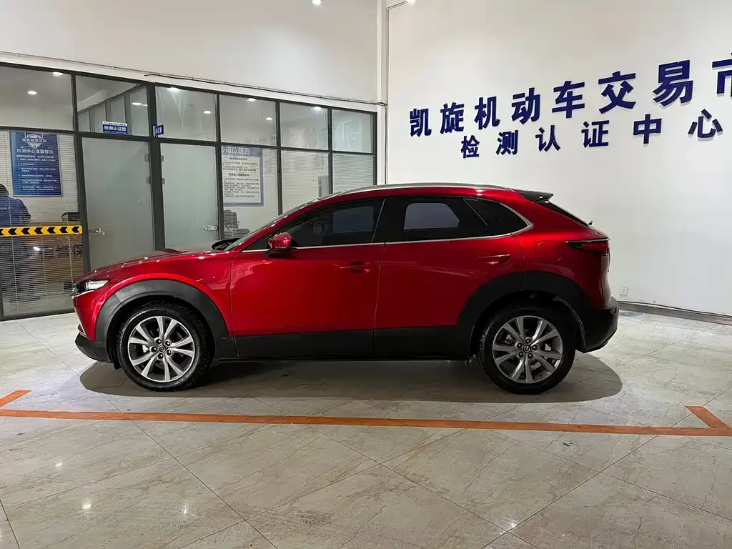 Mazda CX-30 — фото 9