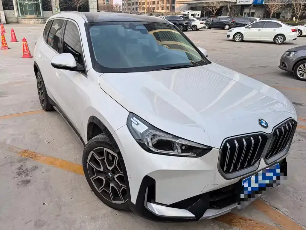 BMW X1 — фото 4