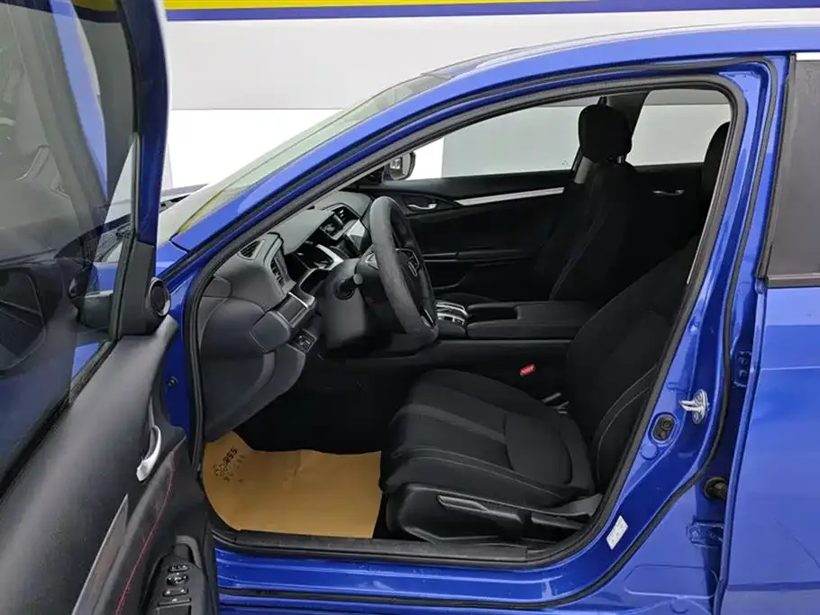 Honda Civic — фото 6