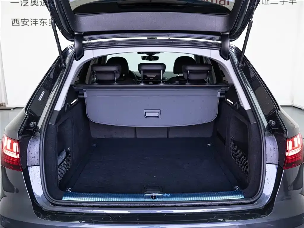 Audi A4 (Import) — фото 3