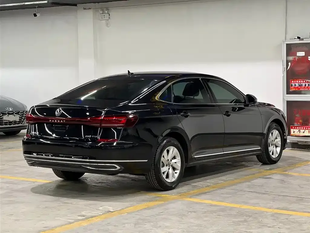Volkswagen Passat — фото 6
