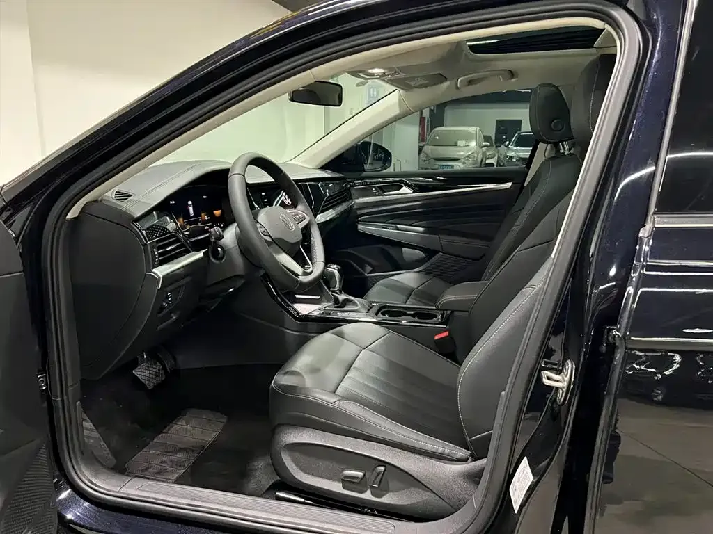 Volkswagen Passat — фото 8