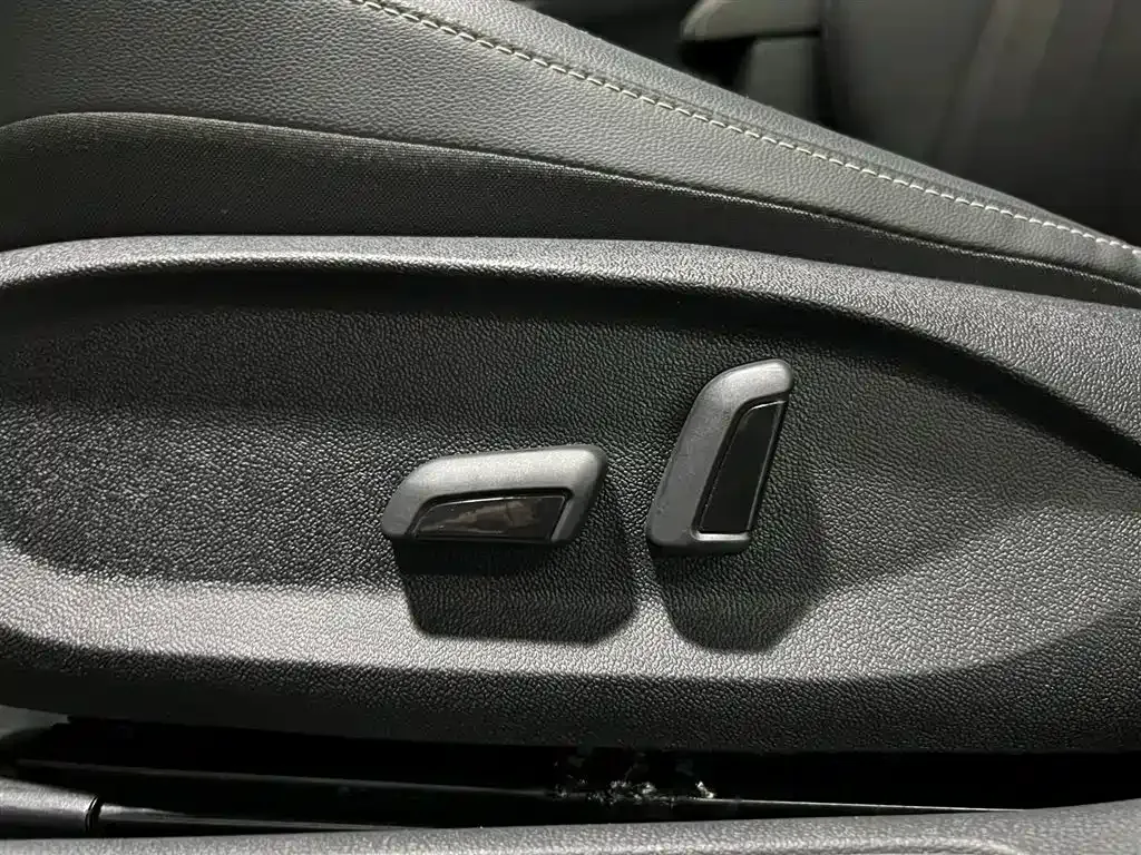 Volkswagen Passat — фото 10