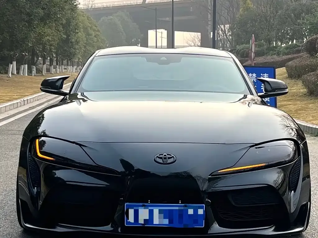Toyota Supra — фото 2