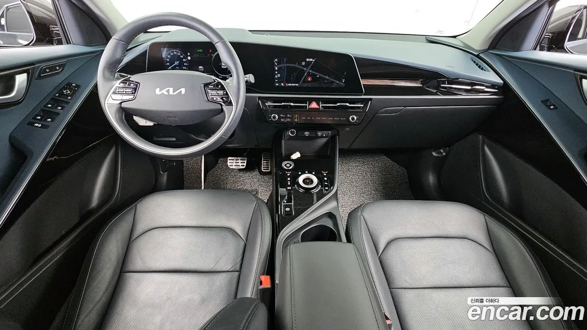 Kia Niro — фото 10