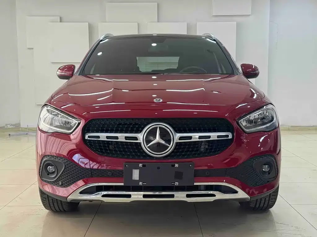 Mercedes-Benz GLA — фото 3