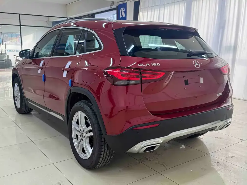 Mercedes-Benz GLA — фото 10