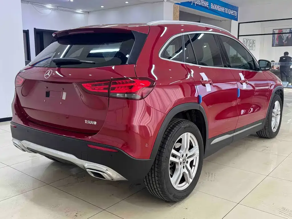 Mercedes-Benz GLA — фото 6