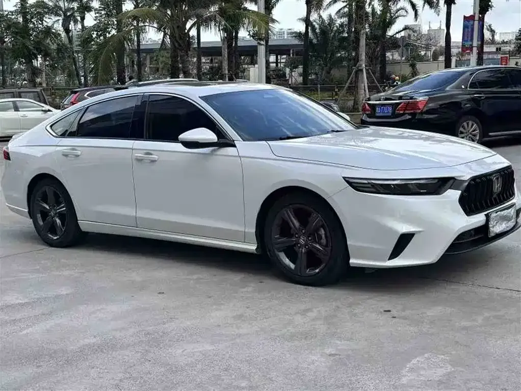Honda Inspire — фото 1
