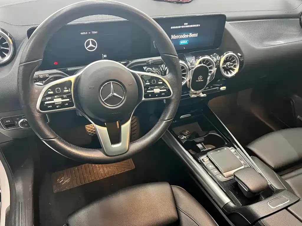 Mercedes-Benz GLA — фото 7