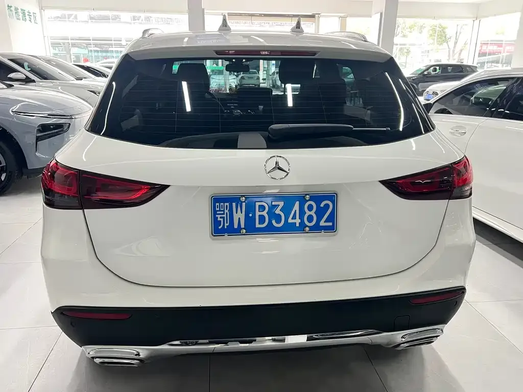 Mercedes-Benz GLA — фото 9