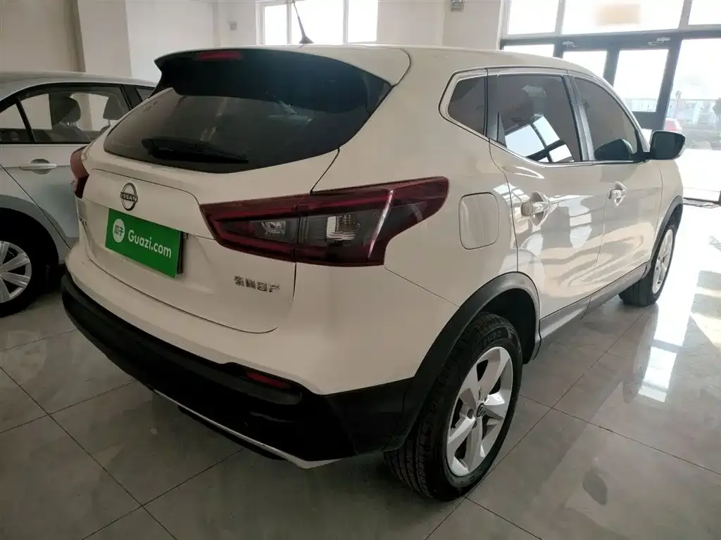 Nissan Qashqai — фото 6