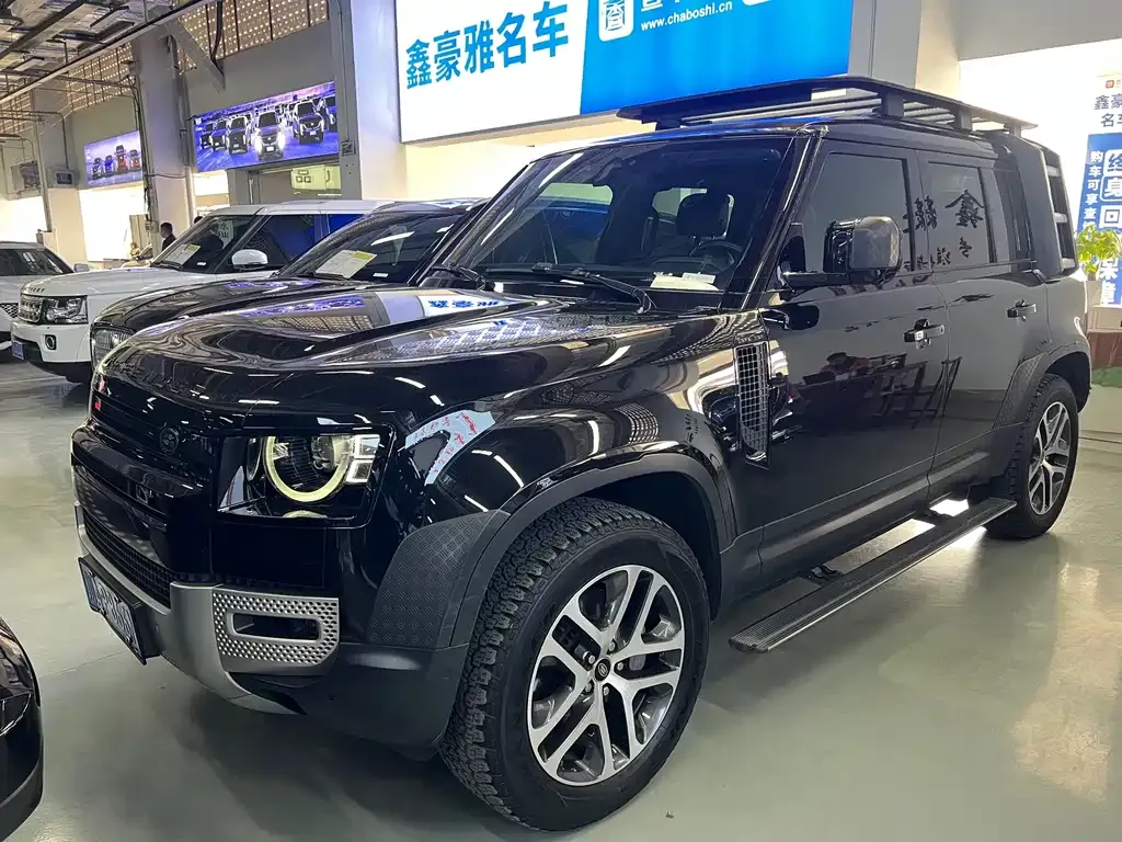 Land Rover Defender — фото 1