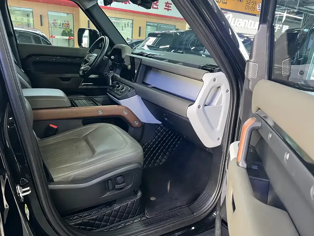 Land Rover Defender — фото 3